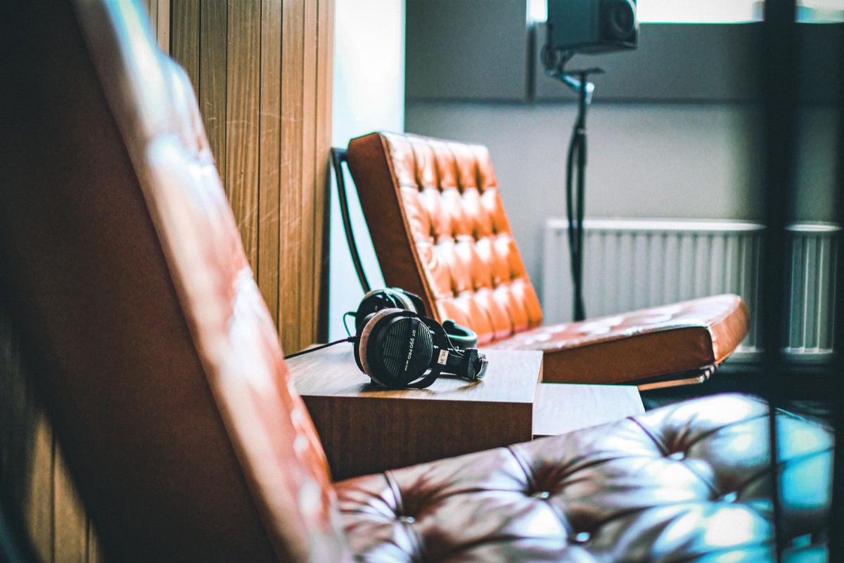 Headphones on a leather chair at Motormusic